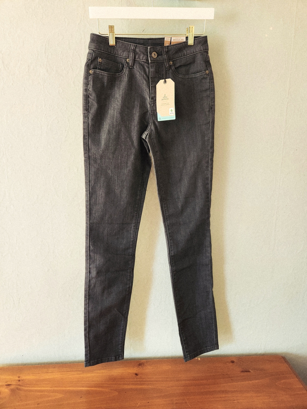 NWT Prana Kayla High Rise Size 0 32" Inseam Charcoal Gray Jeans